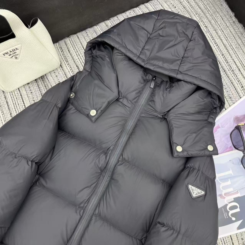 Pra*a down jacket